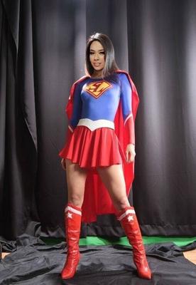 aj lee como superlady supernerd mujer maravilla femdom bondage oral