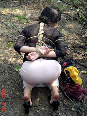 Chinese Judicial-style Rope Bondage