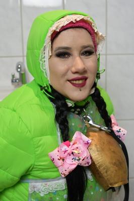 Mohameds fat Grman Dhimmi whore Khinzira Samina in Friesennerz