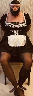 Sissy Sasha Cochon Femme de ménage