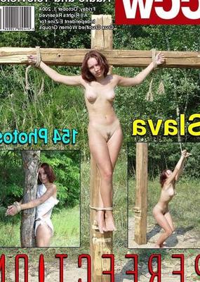 Slava crucificado al aire libre