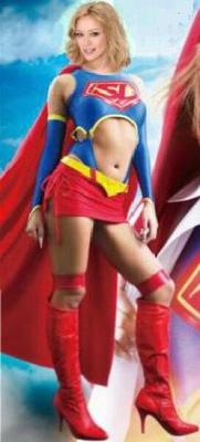 hilary duff como superheroína supergirl bondage femdom