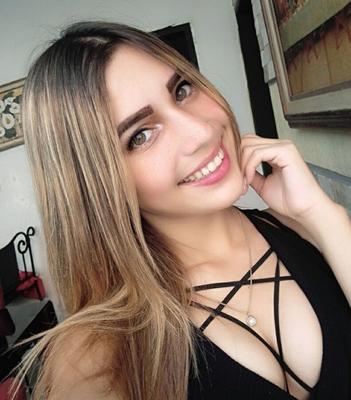 Lucecita Venezuela Cam Model