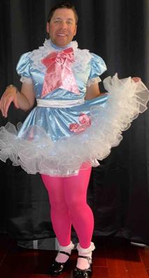 Sissy Marky, die Sissy Maid