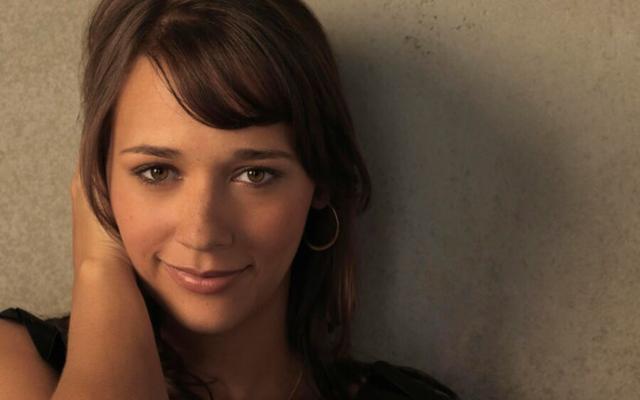 Rashida Jones is fucking hot