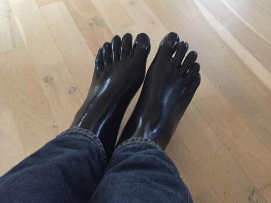 Chaussettes à embout en latex et manilles en acier