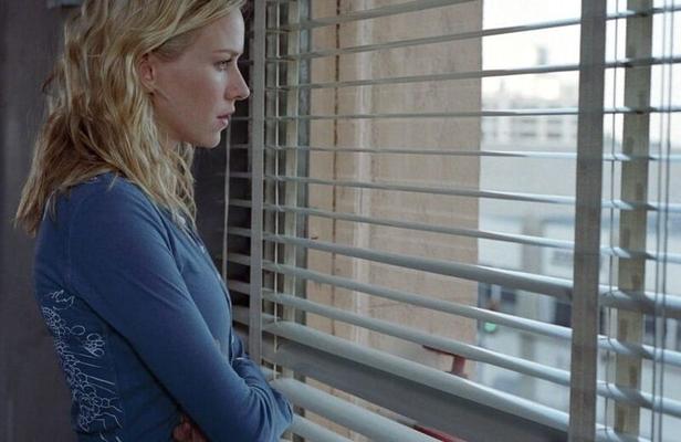 Abuser de Naomi Watts